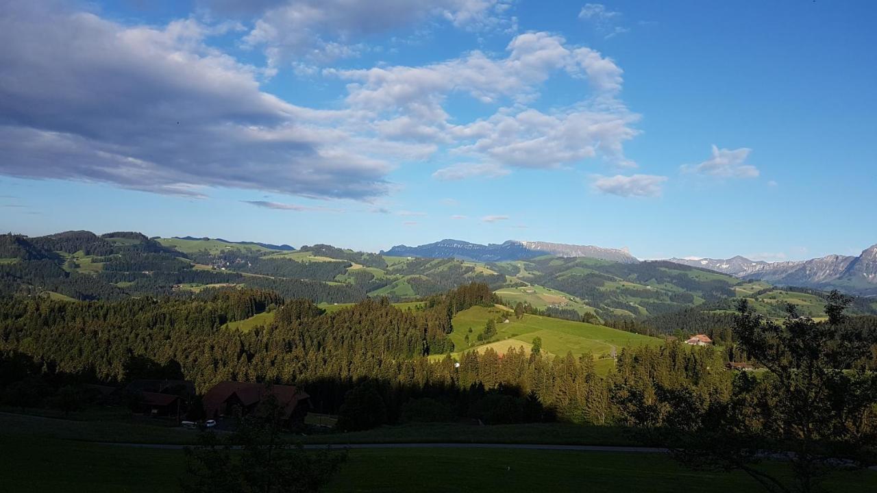 B&B Kraettli Eggiwil Bagian luar foto